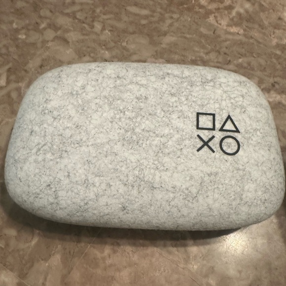 PlayStation BACKBONE 
USB-C w case - Picture 4 of 5